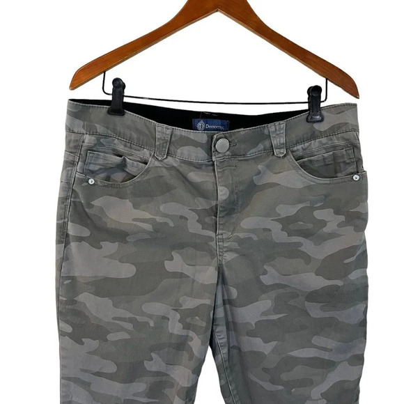 Democracy Sage Green Camouflage Skinny Jeans Plus Size 16 Stretch Cotton Pockets - Picture 3 of 9